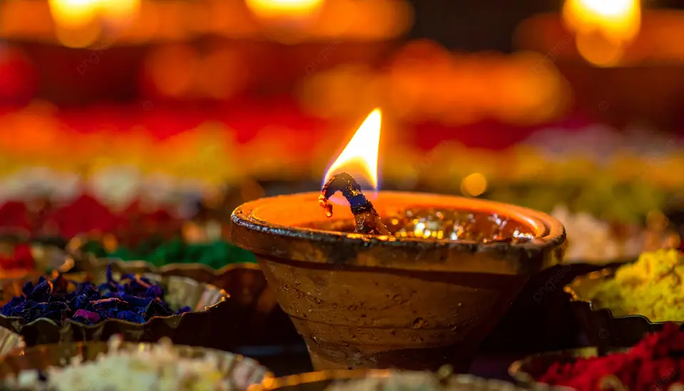Diwali vs. Holi